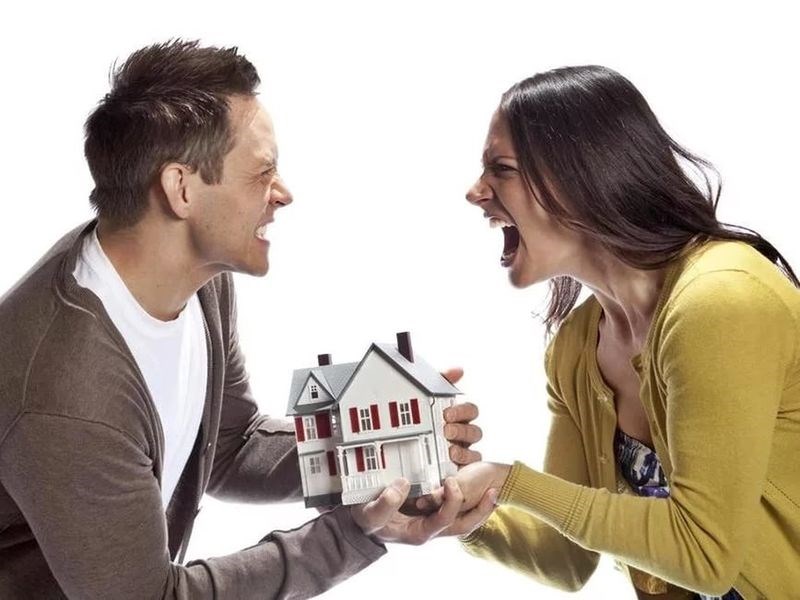 Брачный контракт поможет решить проблему выплаты ипотеки при разводе.
